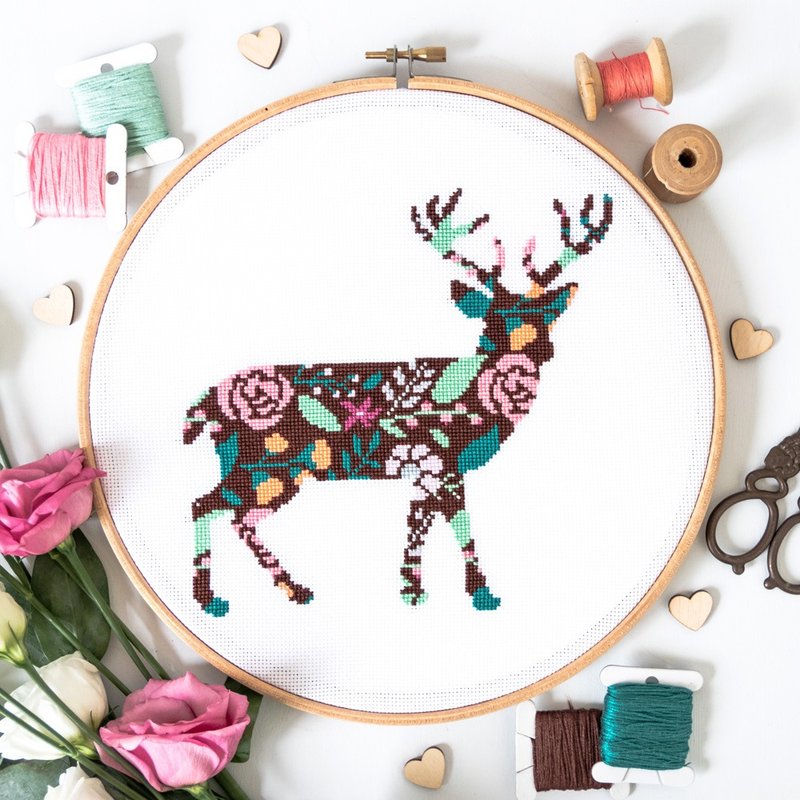 Floral Deer Cross Stitch PDF Pattern 十字繡 - 編織/刺繡/羊毛氈/縫紉 - 其他材質 