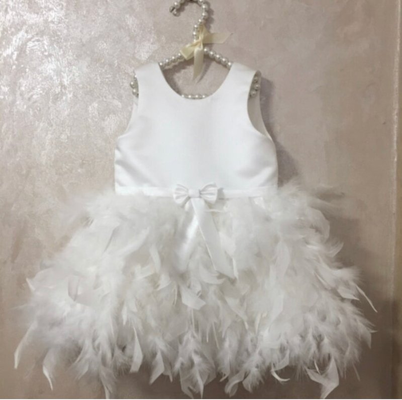 White dress with headband, or bow clip for girl. Birthday dress. - 男/女童禮服 - 其他材質 白色
