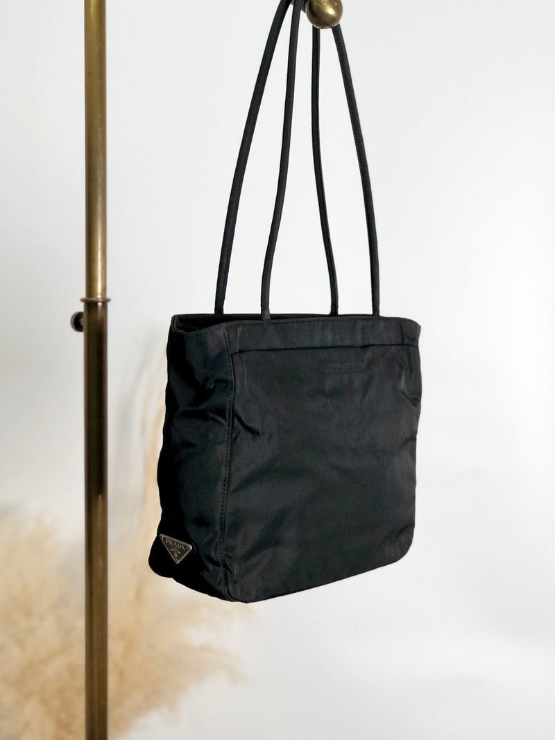 【 日本直送　名牌中古包 】PRADA プラダ トートバッグ ブラック トライアングルロゴ ナイロン vintage ヴィンテージ オールド uysnm7 - 手提包/手提袋 - 尼龍 黑色