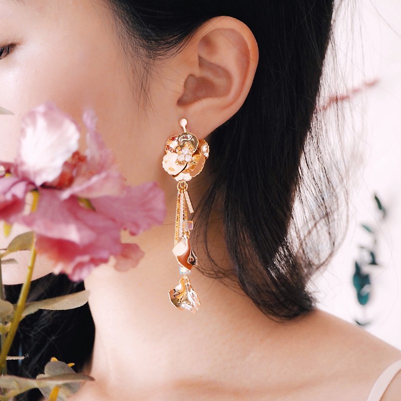 Cherry Blossom 櫻花耳環 - 耳環/耳夾 - 其他金屬 金色