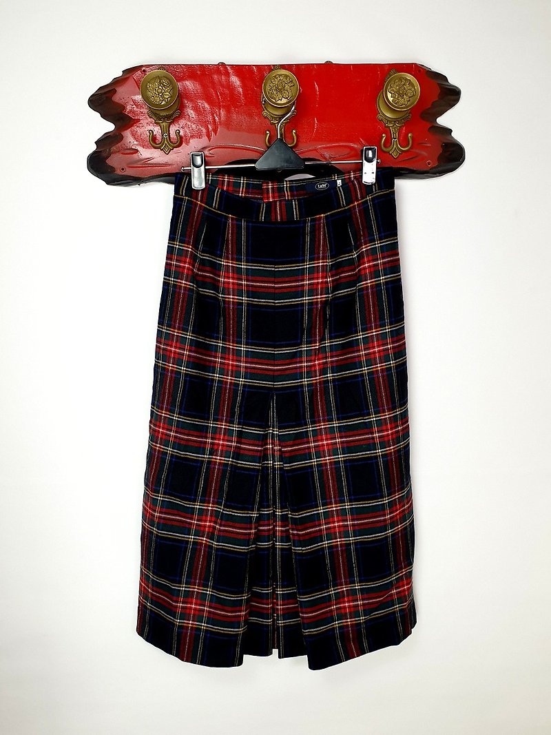 Little turtle Ge Ge-Scottish plaid vintage wool skirt - กระโปรง - ขนแกะ 