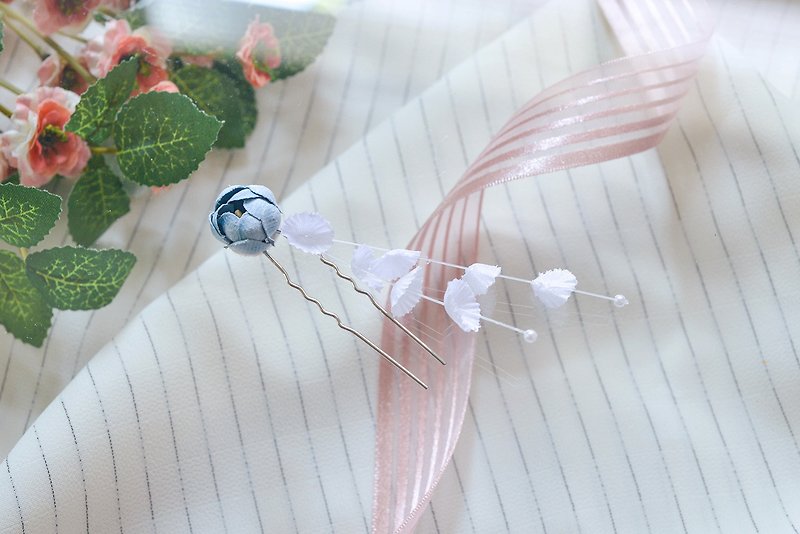 Flower bud hairpin / hairpin - Hair Accessories - Other Metals Blue