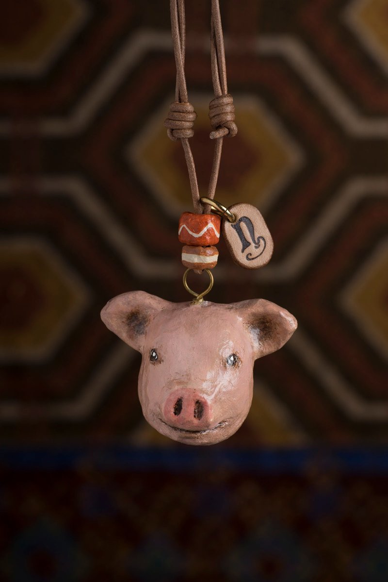 Piglet pendant necklace / animal necklace - สร้อยติดคอ - กระดาษ สึชมพู