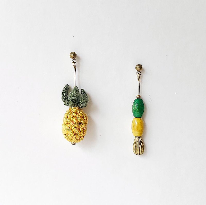 [endorphin] Embroidered woven pineapple / Wang Lai / pineapple earrings - Earrings & Clip-ons - Cotton & Hemp Yellow