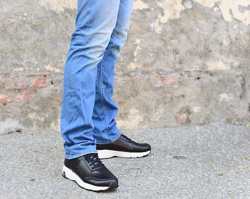 PUHU 彪琥 - 有型又好行的第一首選 MIT 【牛皮裝飾線輕量運動鞋-男款黑】運動鞋 休閒鞋 真皮 高支撐