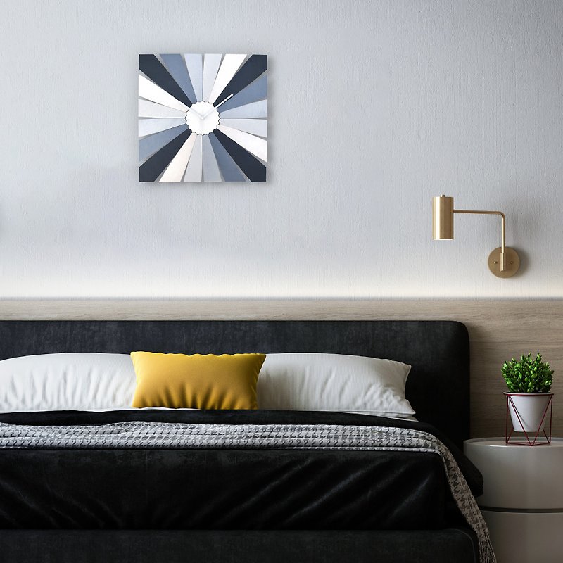 TimeBlend Silver - シルバーの色合いの長方形の壁時計 - 時計 - 木製 シルバー