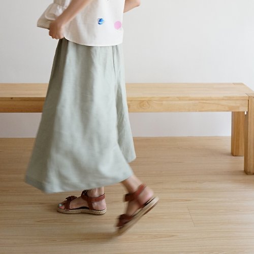yinke 夏日再版製作 心花系列-超可愛灰綠寬寬設計亞麻打褶褲裙
