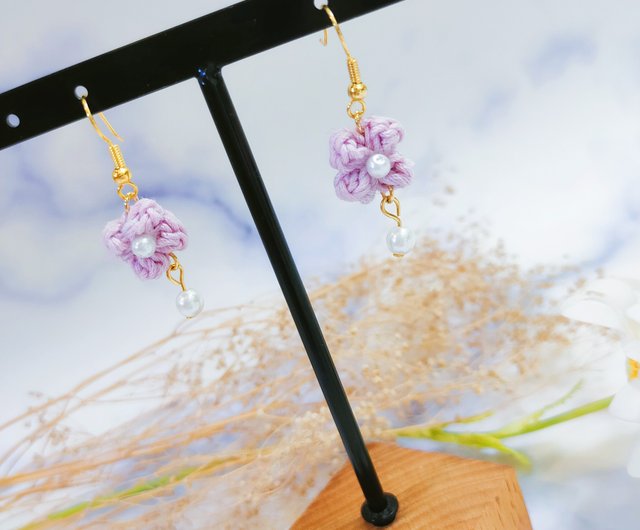 可愛い毛糸編み 一輪小花ピアス 14KGFゴールドクラッド シルバー