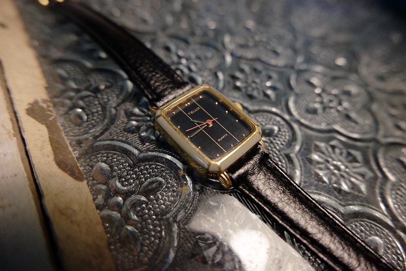 1980年代、ティトリスTELUXクォーツレディースウォッチ在庫新製品 - 腕時計 - ステンレススチール ゴールド