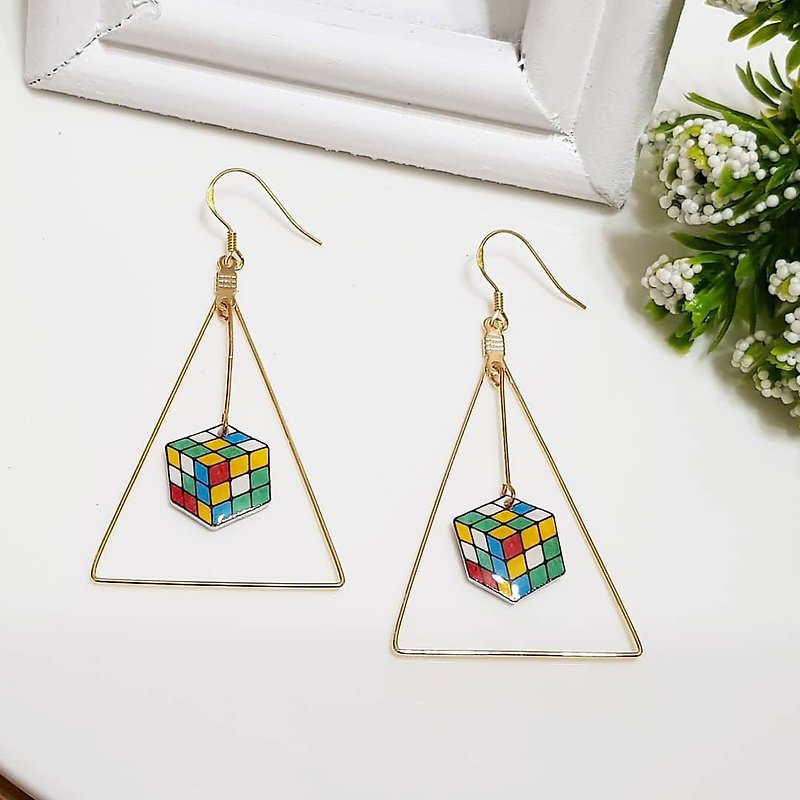 Rubik's  cube 魔術方塊 垂墜式 耳環 耳夾 - 耳環/耳夾 - 塑膠 白色