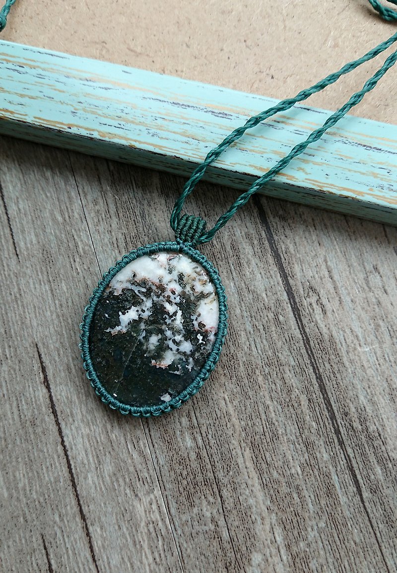 Misssheep P10- Natural Green Moss Agate Macrame Necklace, macrame pendant - Necklaces - Other Materials Green