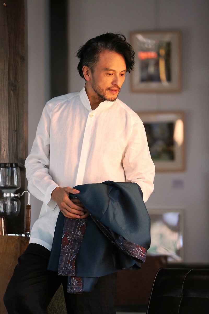 Men's Linen Stand Collar Shirt Top Modern Zhongshan Suit Taiwan Gentleman Literati Clothing - White - เสื้อเชิ้ตผู้ชาย - ผ้าฝ้าย/ผ้าลินิน ขาว