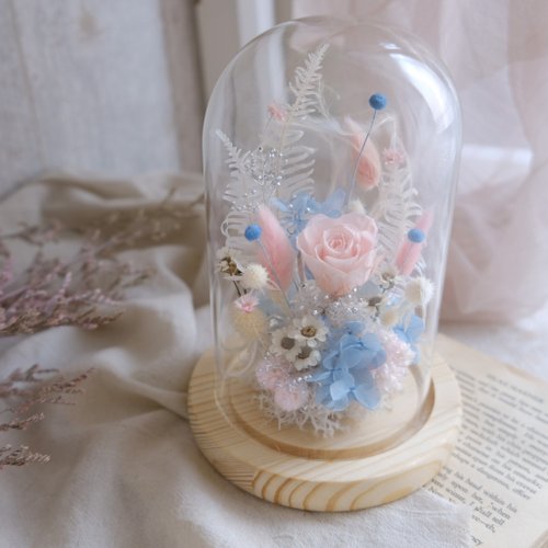 花敢森活不凋花、 永生花、乾燥花、人造花設計 陪伴/玻璃鐘罩/永生花鐘罩/不凋花/乾燥花/粉藍色/花禮