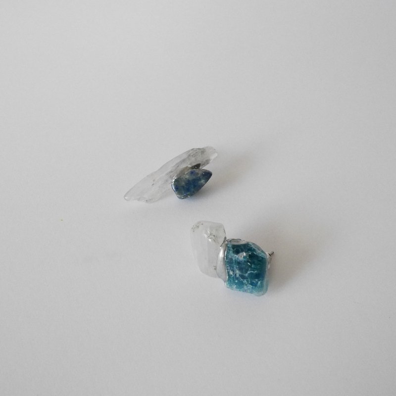 Jin Jiu earrings ピアス / イヤリング | Silver sea no.59 - ต่างหู - เครื่องประดับพลอย สีน้ำเงิน