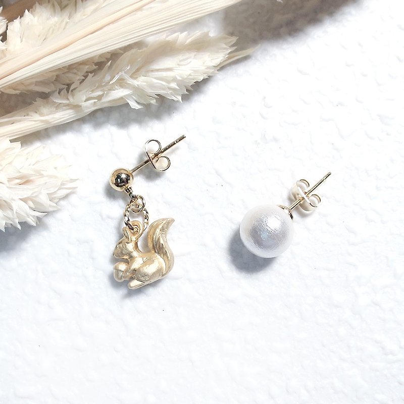 ♦ ViiArt ♦ Spring Zoo - Japanese squirrel ♦ Limited 18K gold plated thick cotton pearl earrings customized merchandise Limited 3 - Earrings & Clip-ons - Other Metals Gold