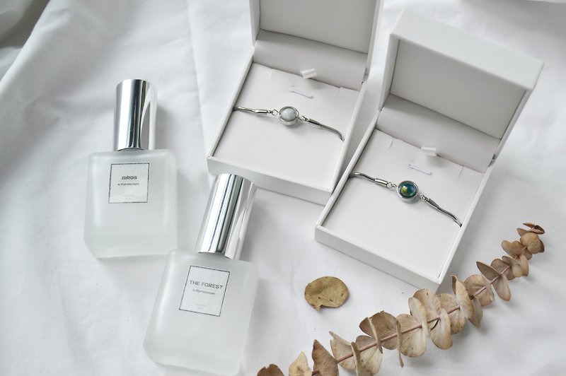 Christmas Gift Pack earth bracelet moon bracelet with 2 perfume - สร้อยข้อมือ - สแตนเลส สีเงิน