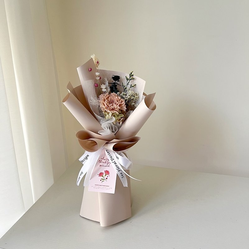 Hazelnut single carnation bouquet - ช่อดอกไม้แห้ง - พืช/ดอกไม้ 