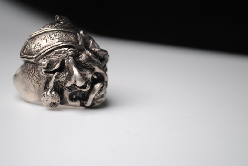 WEIRD FAITH/handmade silver jewelry/ring/Zhong Kui catching ghosts - แหวนทั่วไป - เงินแท้ สีเงิน