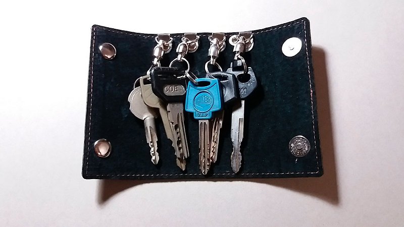 Key bag....... Solve the problem of key breaking hardware and opening the door card - Keychains - Genuine Leather 