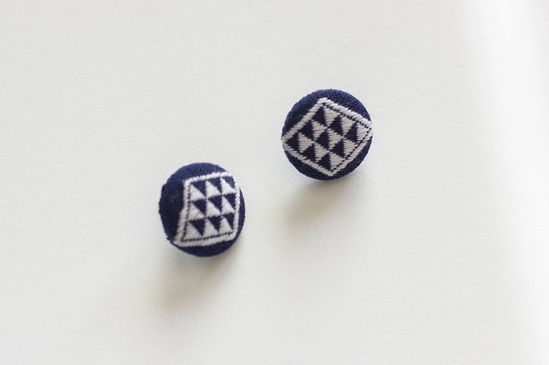 Embroidered Earrings Earrings Accessories Blue & White - เข็มกลัด - ผ้าฝ้าย/ผ้าลินิน สีน้ำเงิน