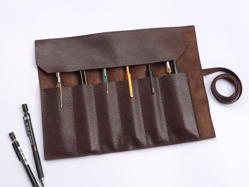 Brown leather pen roll [free brand] - กล่องดินสอ/ถุงดินสอ - หนังแท้ สีนำ้ตาล