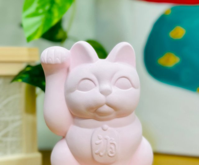 加藤陶器 | 無地招き猫(多色) - ショップ What The Pug Store 加藤陶器 | 無地招き猫(多色) - ショップ What The Pug Store