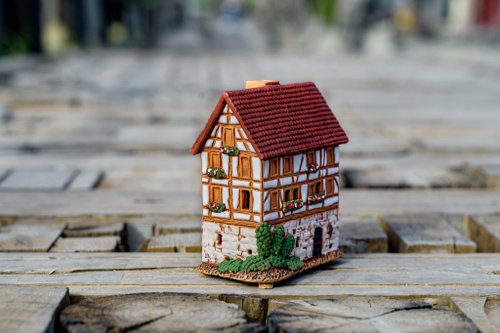 ドイツ・ニュルンベルクの古い家は高さ11センチ - ショップ midene-tw