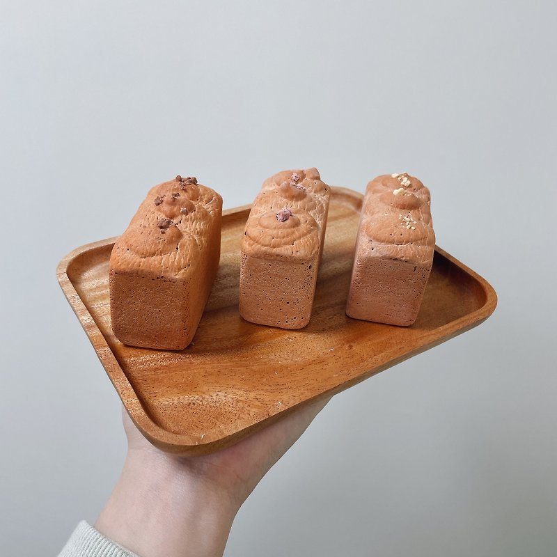 【Baking Gypsum】Dessert Diffusing Stone Stone Toast Bread - Fragrances - Other Materials 