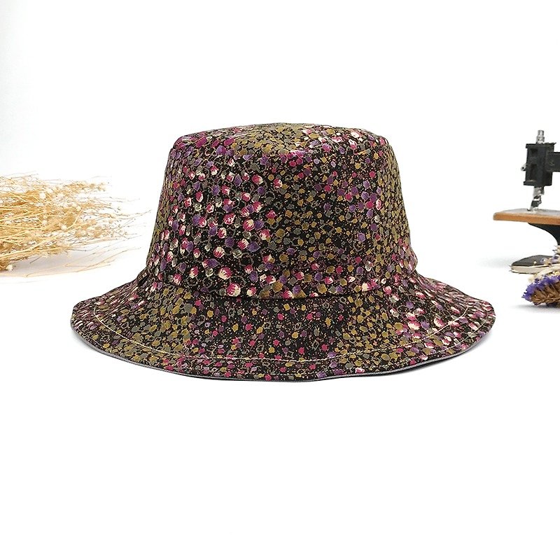 Calf Village Calf Village handmade double-sided hat men and women fisherman hat custom fine texture limited edition cloth flowers {Hana] [H-439] short hat models - หมวก - ผ้าฝ้าย/ผ้าลินิน สีม่วง