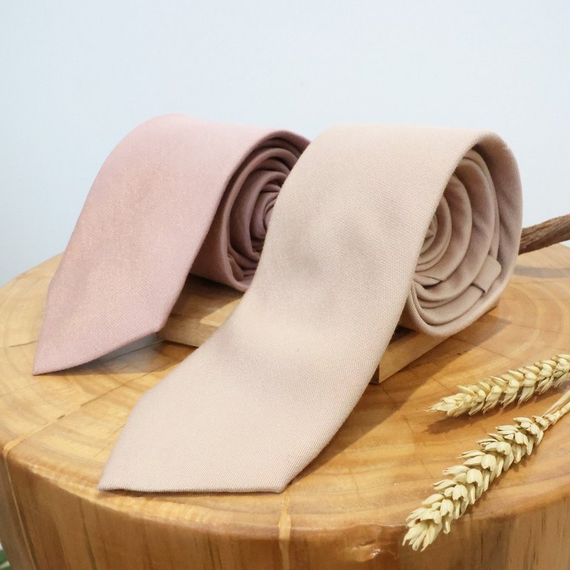 Thin bright pink/nude pink tie-You are the most gentle person I have ever met, just like this tie! - เนคไท/ที่หนีบเนคไท - ไฟเบอร์อื่นๆ สึชมพู