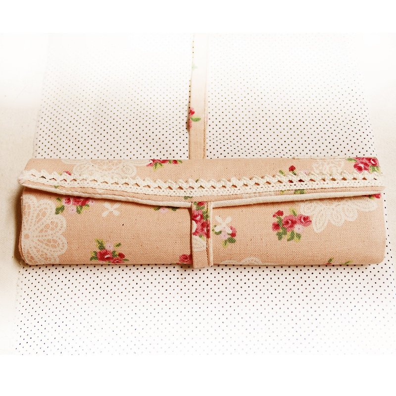[Ten wood meters. Lorenza] Warm Cutlery Bag-Rose Garden Cutlery Bag Picnic Country Style Life - ตะเกียบ - วัสดุอื่นๆ สึชมพู