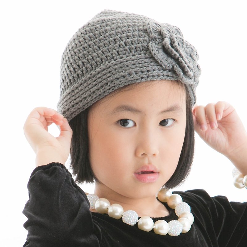 Cutie Bella Hand Knitted Hat Gray Flower - หมวกเด็ก - ผ้าฝ้าย/ผ้าลินิน สีเทา