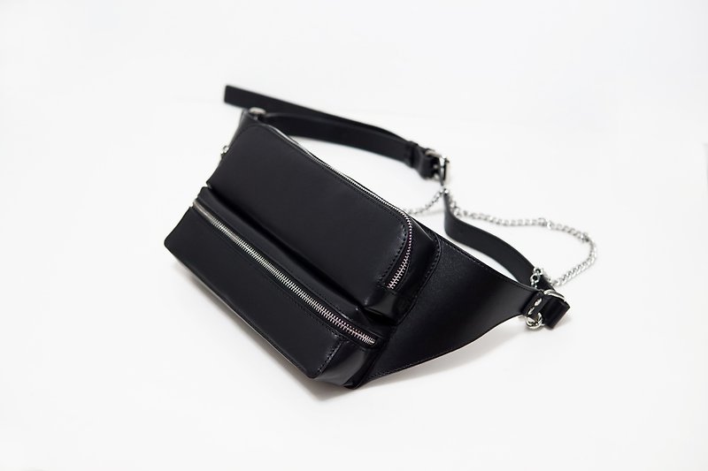 KAKY BAG 04-Chain Double Waist Bag - กระเป๋าแมสเซนเจอร์ - หนังแท้ สีดำ
