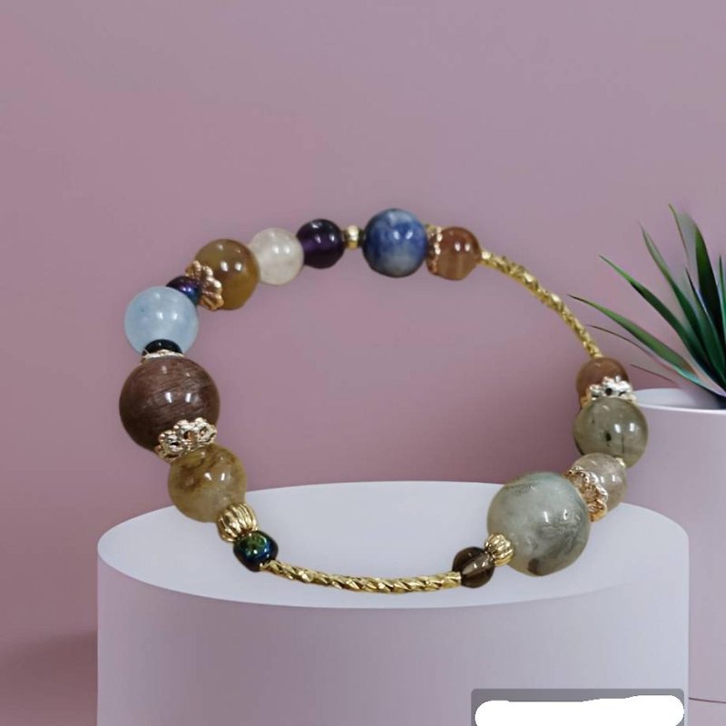 Handmade crystal bracelet - สร้อยข้อมือ - วัสดุอื่นๆ หลากหลายสี