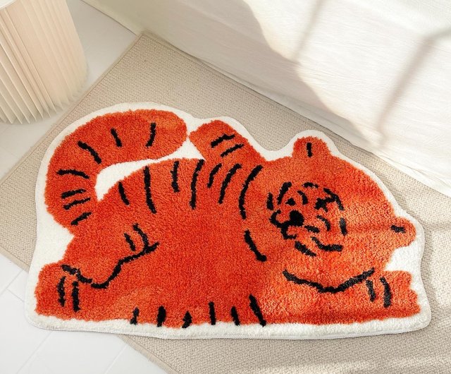 Customized Tiger Roaring Yarn Hand-woven Floor Mat Cushion - Shop Pido  Store Rugs & Floor Mats - Pinkoi