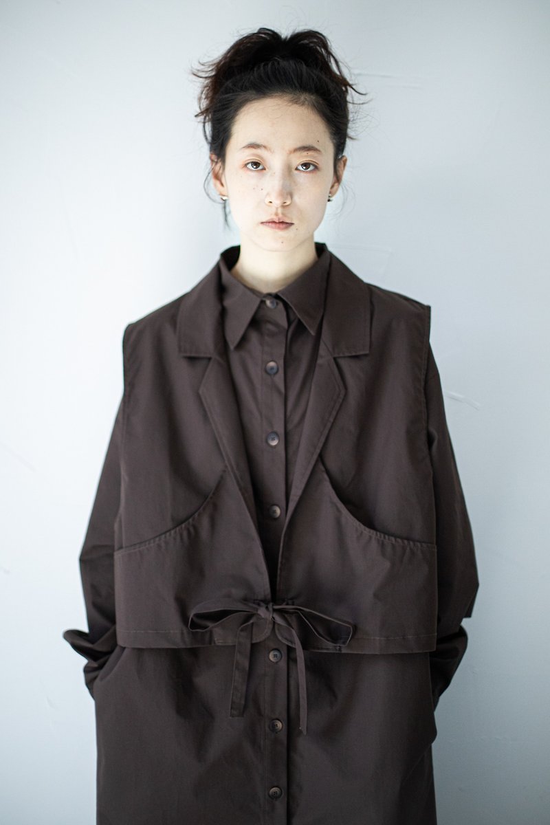 Dark coffee retro design sense all-match loose slit vest long shirt dress - Women's Shirts - Other Materials 
