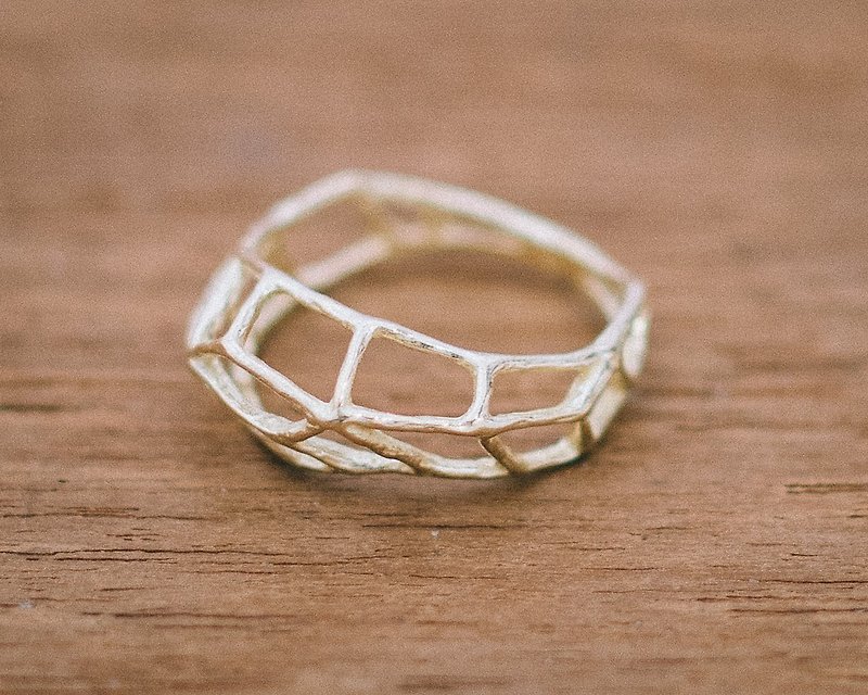 18k - fine lines - contemporary ring - solid gold - Japanese - gift for her - แหวนทั่วไป - โลหะ สีทอง