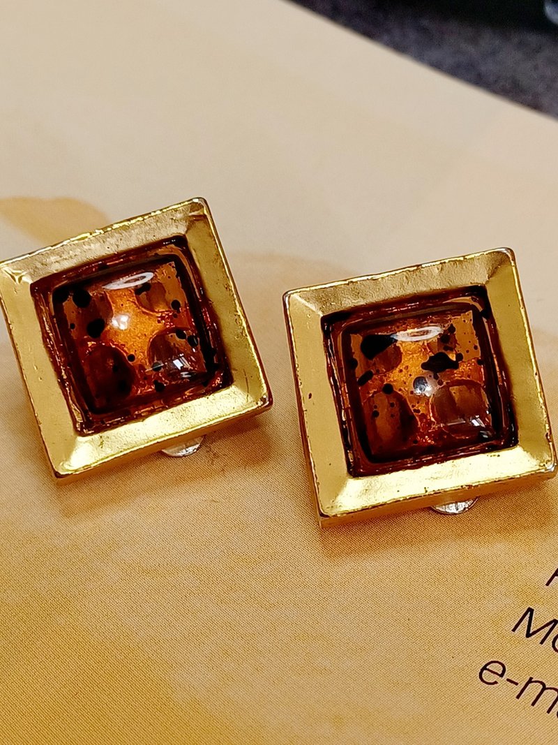 vintage jewelry  古董夾式耳環 蜂蜜方糖 - 耳環/耳夾/耳骨夾 - 其他金屬 