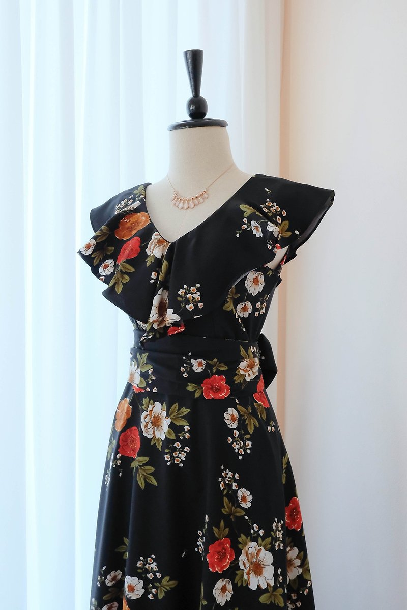 Black Maxi dress Floral Summer dress Bridesmaid dress Cocktail party dress - 禮服/小禮服 - 聚酯纖維 黑色