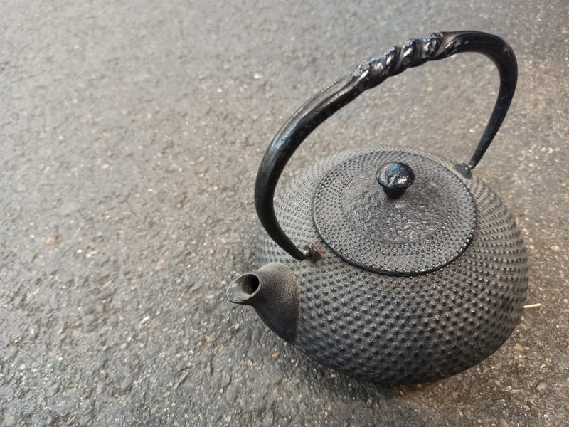 日本直火鐵壺保生堂 - 茶壺/茶杯/茶具 - 其他金屬 黑色