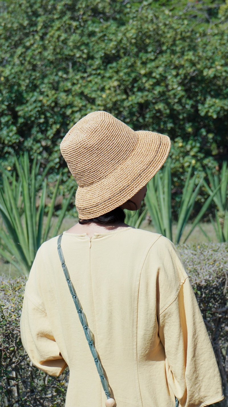 P+ Raffia wide brimmed hat - Summer Flower - หมวก - ผ้าฝ้าย/ผ้าลินิน 