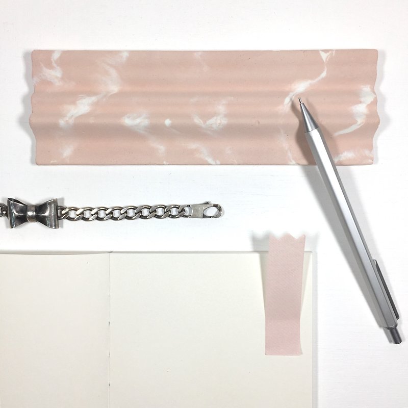 Sakura (pink concrete). Concrete pen tray with wave top in pink background - Pen & Pencil Holders - Cement Pink