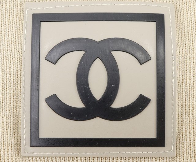 日本直送】CHANEL シャネル ハイネックセーター P19884W03055