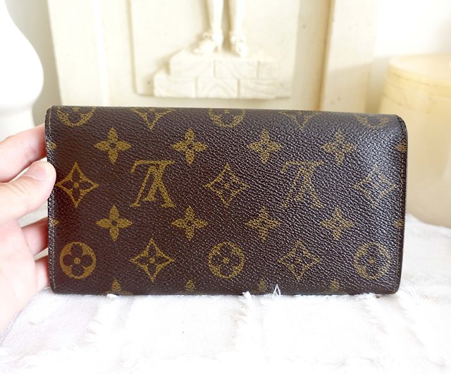 lv customized wallet