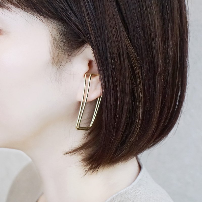 【Single ear ear cuff/brass】Large 【rectangle】 swinging ear cuff - Earrings & Clip-ons - Copper & Brass Gold
