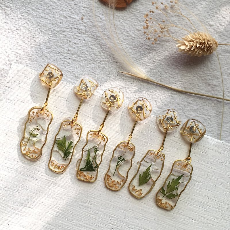 pressed leaves earrings, dry leaves resin jewelry, ballon vine earrings - Earrings & Clip-ons - Resin Green