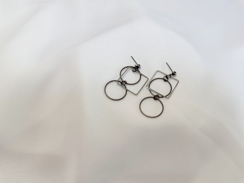 Geometry 2 - Earrings & Clip-ons - Other Metals Black