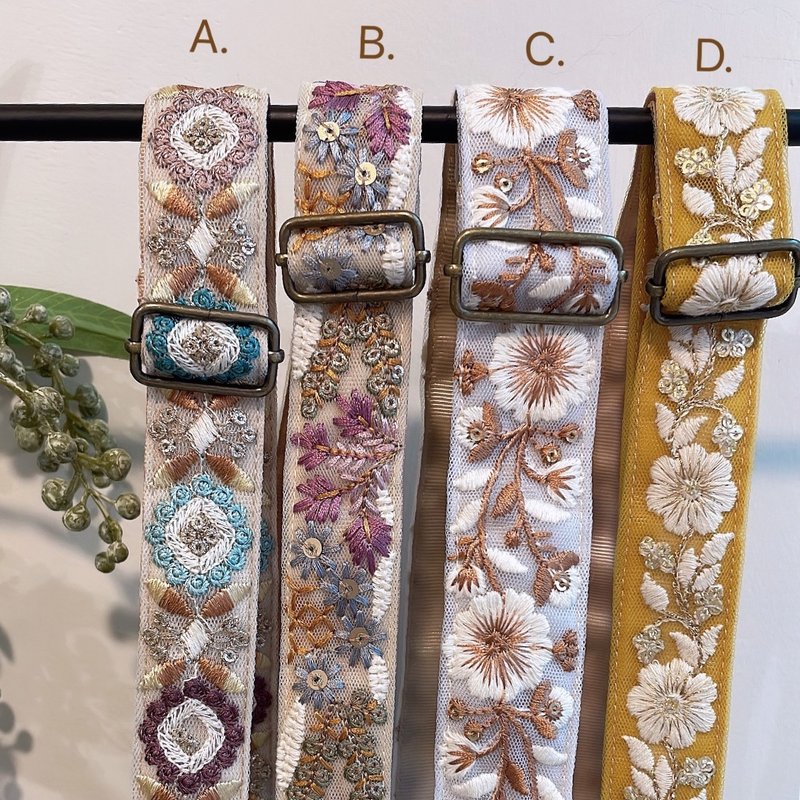 刺繡手機背帶 可調節背帶 好煩小姐 - 手機配件 - 其他人造纖維 橘色