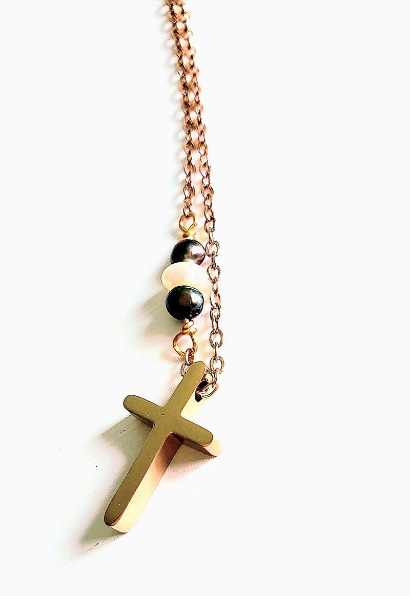 鍍金十字架墜子配珍珠項鍊 - 項鍊 - 寶石 
