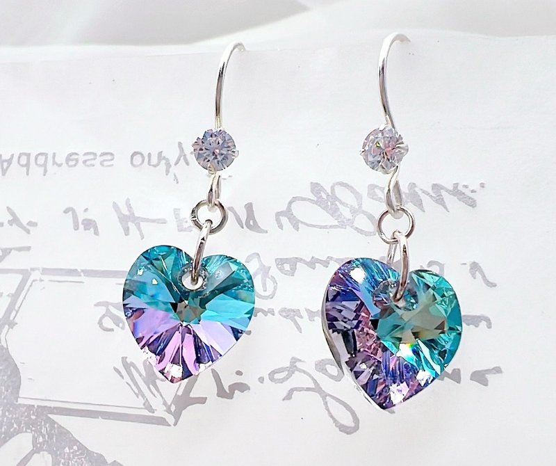 | 心之海 | 藍粉紫光 愛心耳環 | 施華洛世奇 純銀鑽耳勾 可改夾 - 耳環/耳夾 - 其他材質 多色